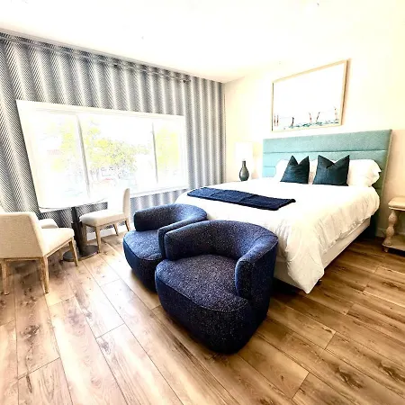 Azul On Avenida Del Mar Apartment
